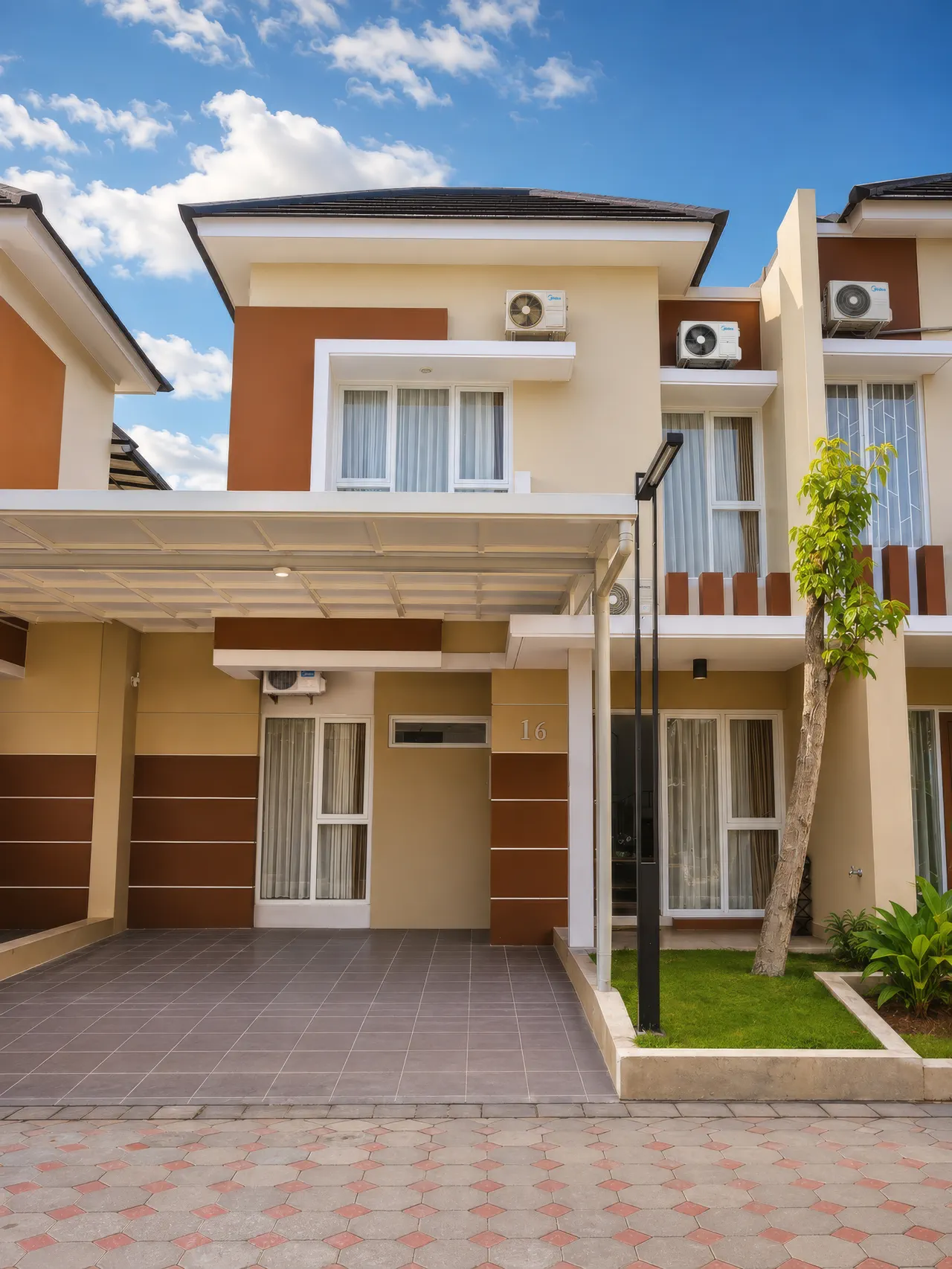 Tampak homestay dari sudut lain